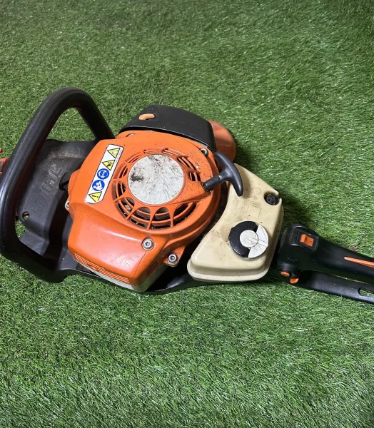 Taille haie hs 81r